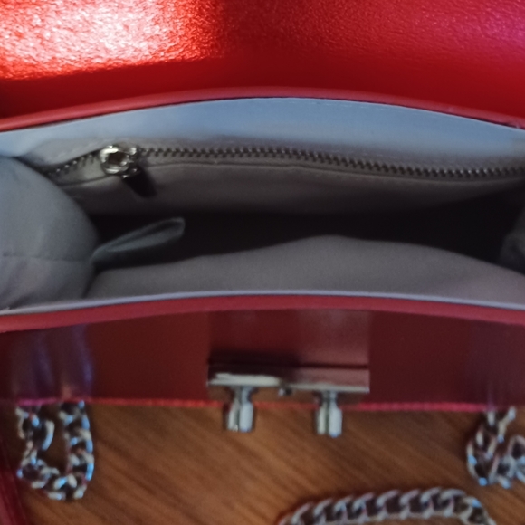 BCBGENERATION "Milly" Crossbody Bag - Picture 8 of 9